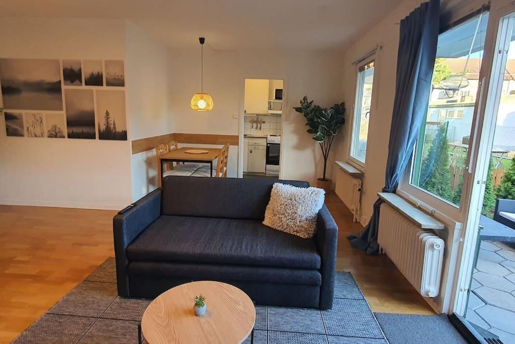 Apartment With Garden Near Metro! Stockholm Luaran gambar